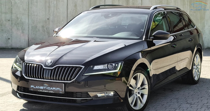 Skoda Superb cena 59900 przebieg: 246982, rok produkcji 2016 z Przeworsk małe 742